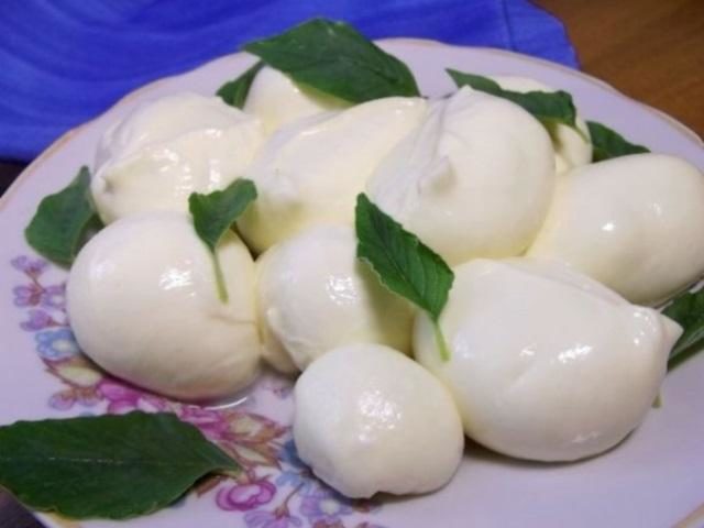 ne-stoit-pereplachivat-ved-moczarellu-mozhno-prigotovit-doma-1