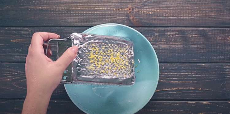 26 кулинарных лайфхаков с фольгой, которые пригодятся в хозяйстве
