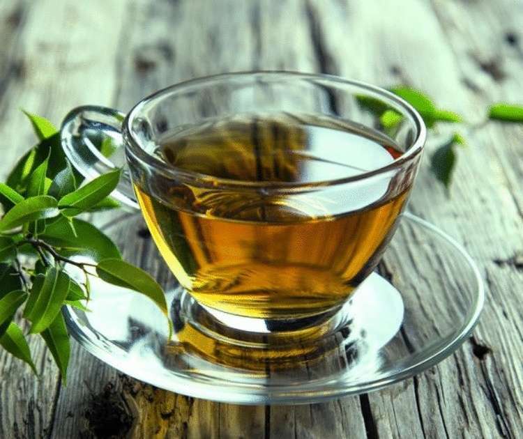 Чрезмерное употребление воды несет в себе риски для здоровья