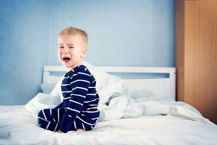 Почему нужно укладывать детей спать в 9 вечера Почему нужно укладывать детей спать в 9 вечера