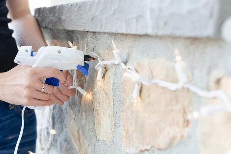Что можно сделать клеевым пистолетом: 13 суперкрутых применений