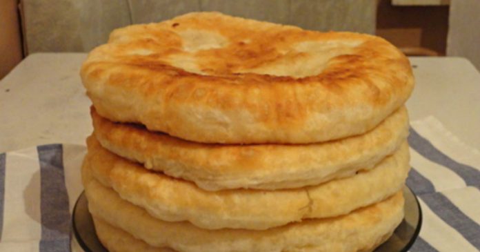 БАБУШКА ЧАСТО БАЛОВАЛА НАС ЭТИМИ ЛЕПЕШКАМИ С НАЧИНКОЙ. ВКУСНО И БЫСТРО!