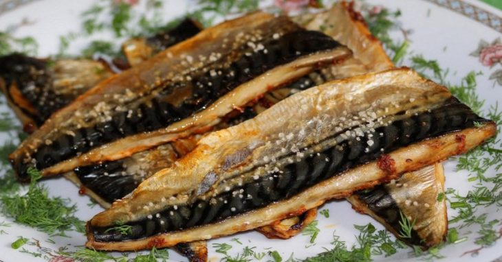 Скумбрия запеченная в духовке