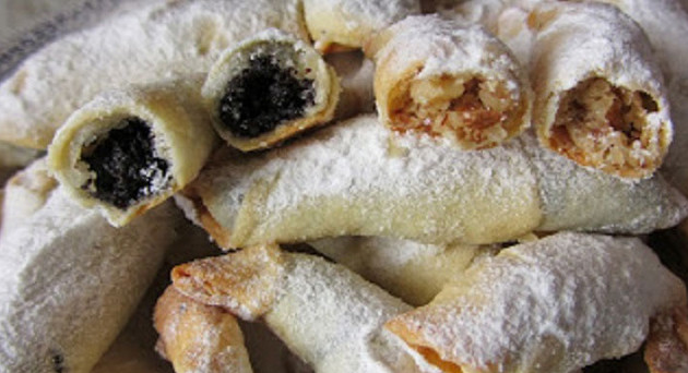 Обалденные рогалики — тончайшее, хрустящее тесто и много сладкой вкусной начинки!