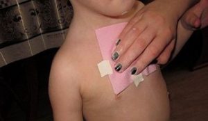 Лечит сильный кашель и выводит слизь из легких всего за одну ночь… Лечит сильный кашель и выводит слизь из легких всего за одну ночь…