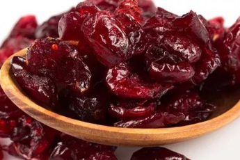 Цукаты из вишни — восхитительное лакомство, полезнее конфет!