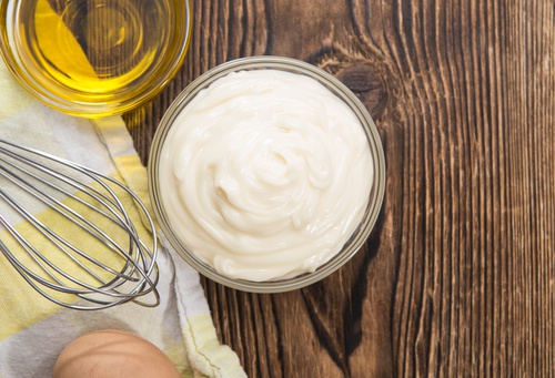 8 продуктов, которые ни в коем случае нельзя наносить на кожу лица