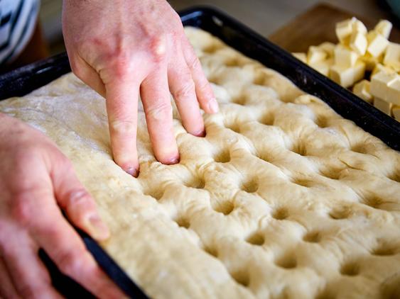 Масляный пирог – очень сочный рецепт
