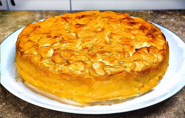 Мало теста и много начинки! ЯБЛОЧНЫЙ ПИРОГ НА КЕФИРЕ, ВКУСНЕЕ чем шарлотка!