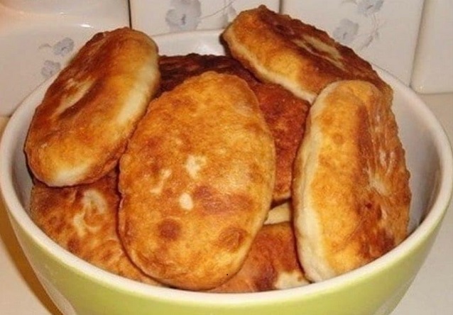 Быстрые пирожки с картошкой и мясом