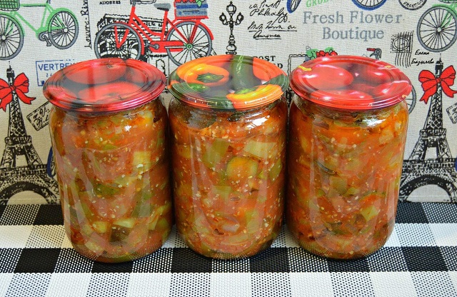 САЛАТ ИЗ БАКЛАЖАНОВ С ОГУРЦАМИ