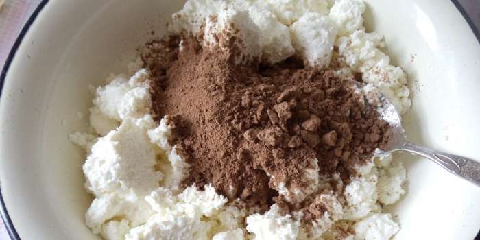 Целых 10 способов сделать творог вкусным: не ограничиваюсь фруктами и орешками