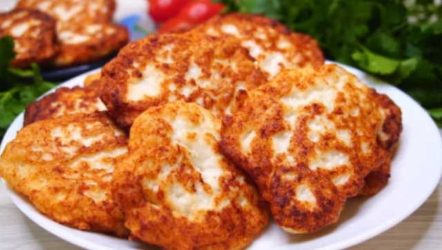 Мясные оладьи, которые я готовлю уже много лет вместо пирожков.