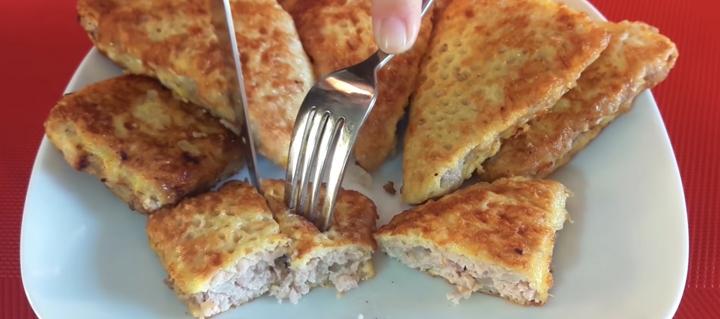 Очень необычная и аппетитная замена скучным котлетам Очень необычная и аппетитная замена скучным котлетам