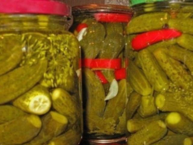 Огурцы как малосольные на зиму ( без уксуса) - пахнут свежестью, аппетитно хрустят и дарят бодрость...