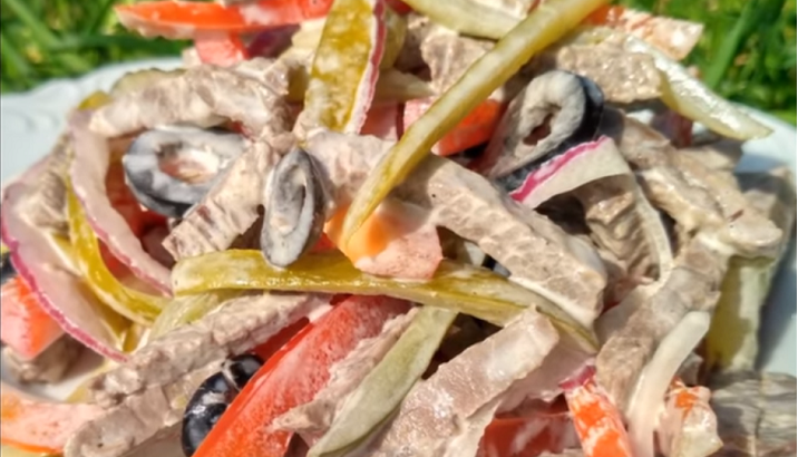 ОРИГИНАЛЬНЫЙ САЛАТ ИЗ ГОВЯДИНЫ И БОЛГАРСКОГО ПЕРЦА