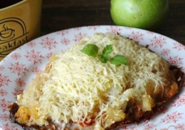 Скумбрия запеченная под шубой: вкусный бюджетный ужин! Попробуйте - обалденно вкусно. Скумбрия запеченная под шубой: вкусный бюджетный ужин! Попробуйте - обалденно вкусно.