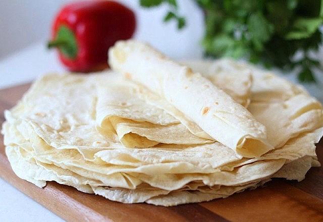 ТОНКИЙ ЛАВАШ В ДОМАШНИХ УСЛОВИЯХ. ВКУСНЕЕ МАГАЗИННОГО!