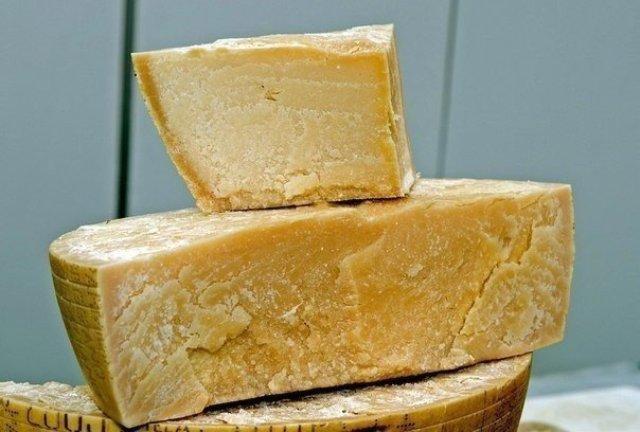 ТОП-10 самых вкуснейших сыров в мире, которые нужно попробовать