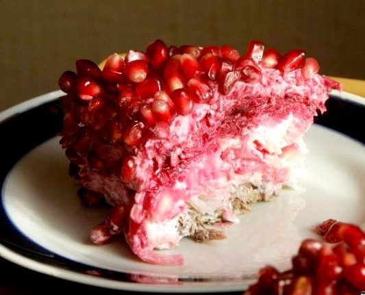 ВКУСНЫЙ, СОЧНЫЙ И СТРАСТНЫЙ САЛАТИК «ЛЮБОВНИК». Влюбитесь в салат не на шутку! ВКУСНЫЙ, СОЧНЫЙ И СТРАСТНЫЙ САЛАТИК «ЛЮБОВНИК». Влюбитесь в салат не на шутку!